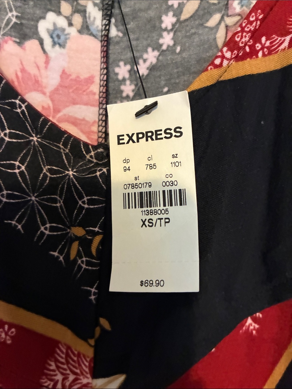Express Black and Burgundy Floral Maxi Dress - Picture 5 of 7